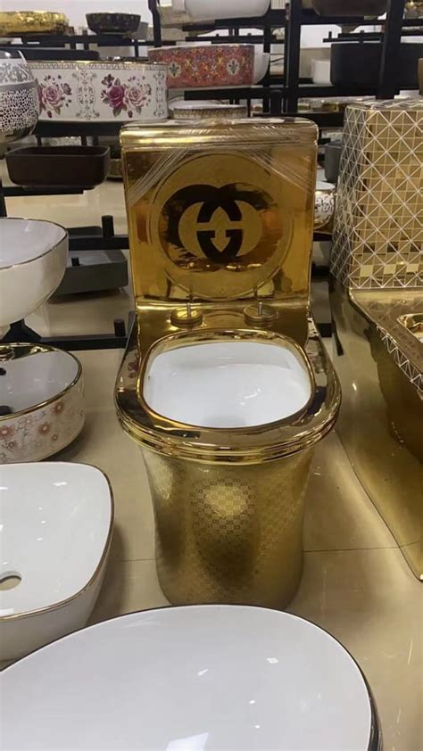 gucci toilet tweet|@GucciToilet2 .